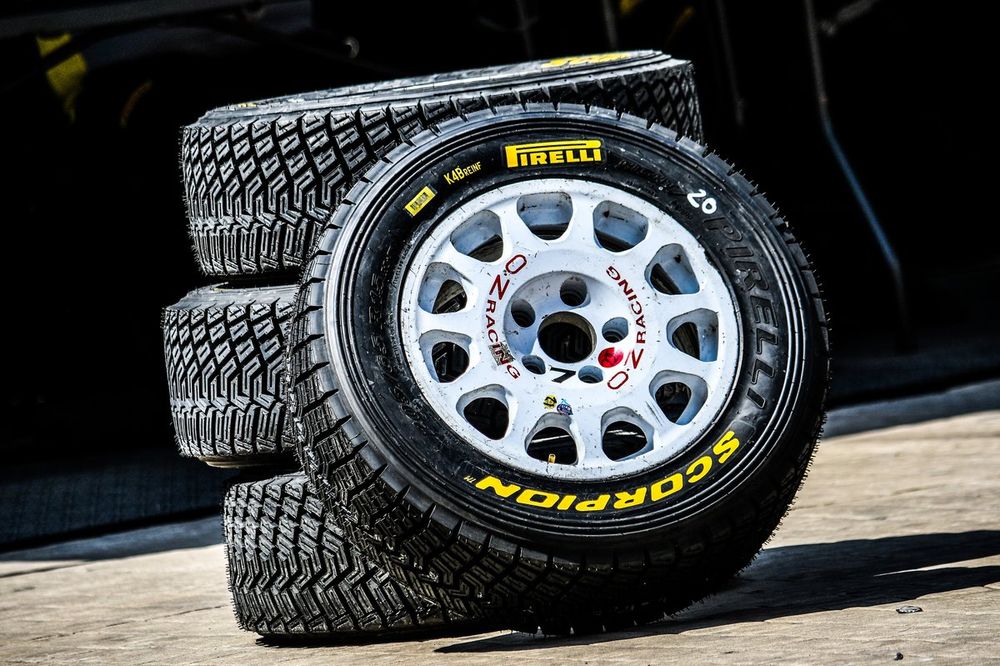 Pirelli tires