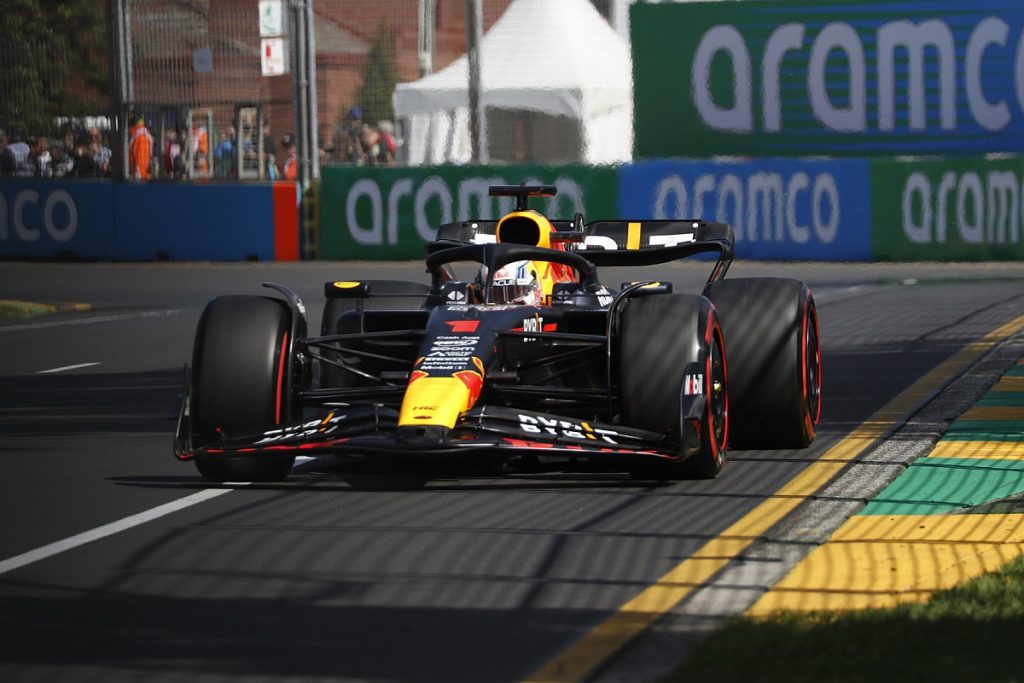 Verstappen leads Alonso in final practice
