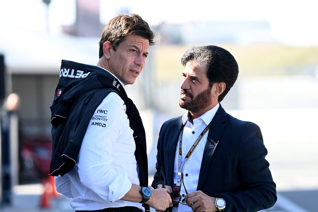 Mercedes rejects “unsubstantiated allegations” against Wolff