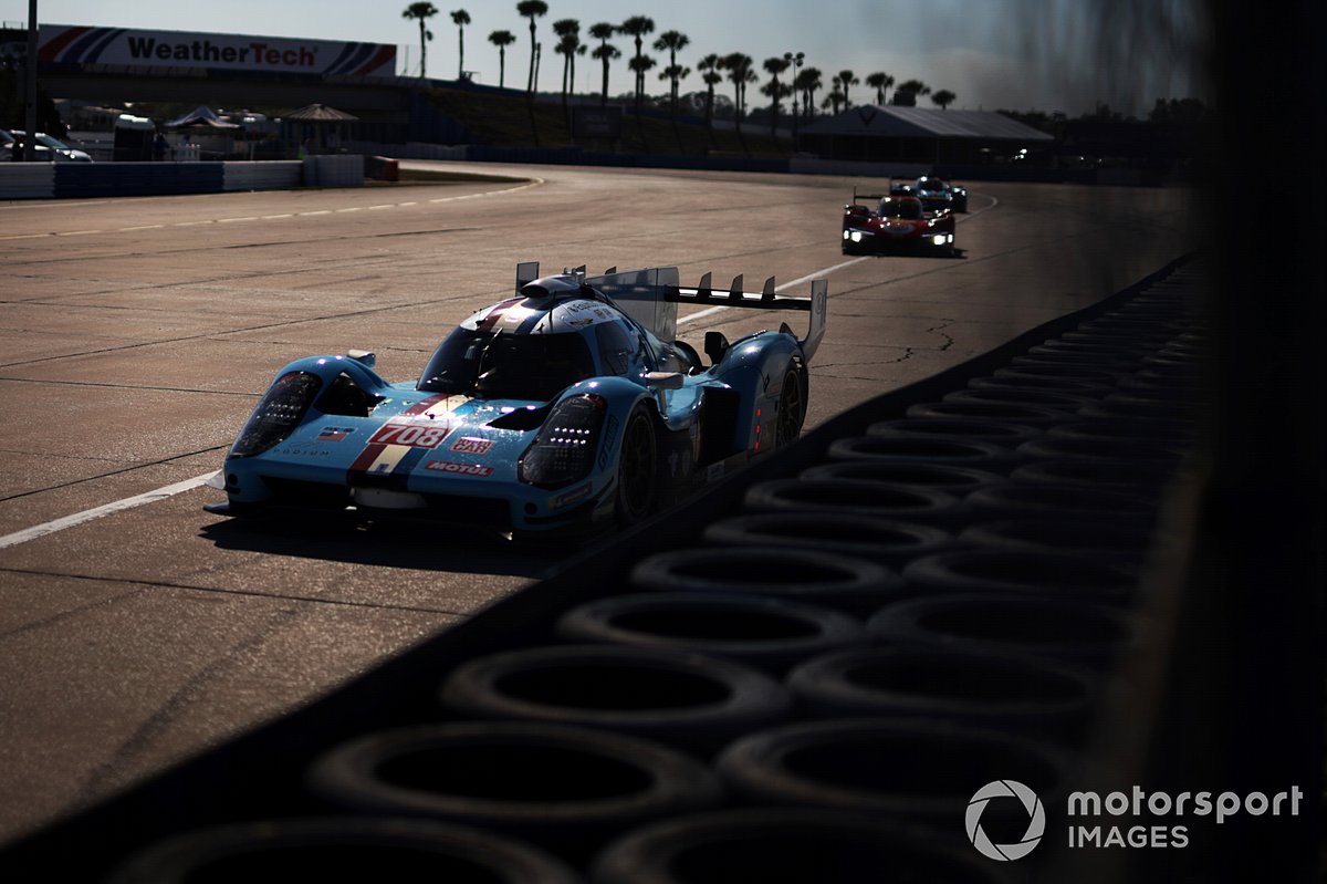 #708 Glickenhaus Racing Glickenhaus 007: Romain Dumas, Ryan Briscoe, Olivier Pla