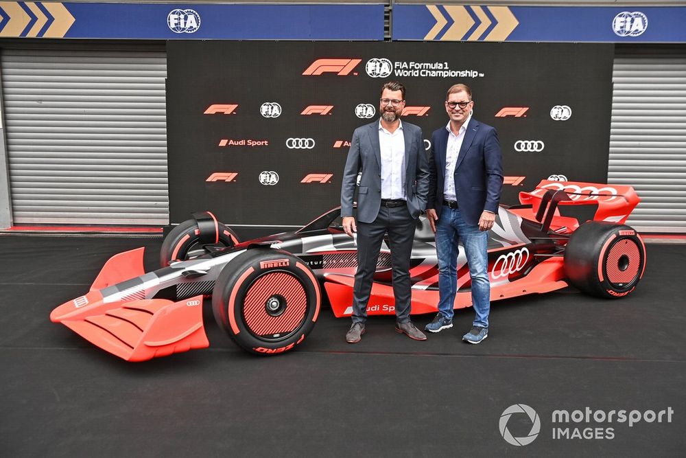 Oliver Hoffmann, Head of Technical Development at Audi Sport GmbH, with Markus Duesmann, Chairman of the Board of Management of Audi AG, with the new Audi Sport concept car