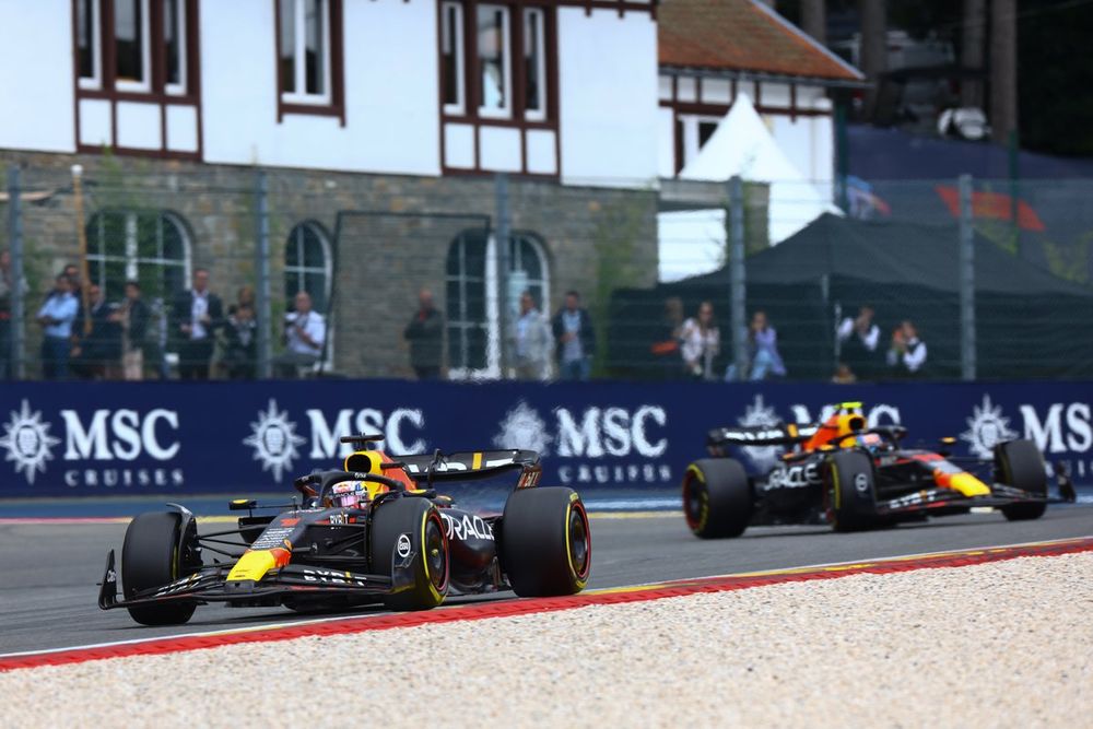 Max Verstappen, Red Bull Racing RB19, Sergio Perez, Red Bull Racing RB19