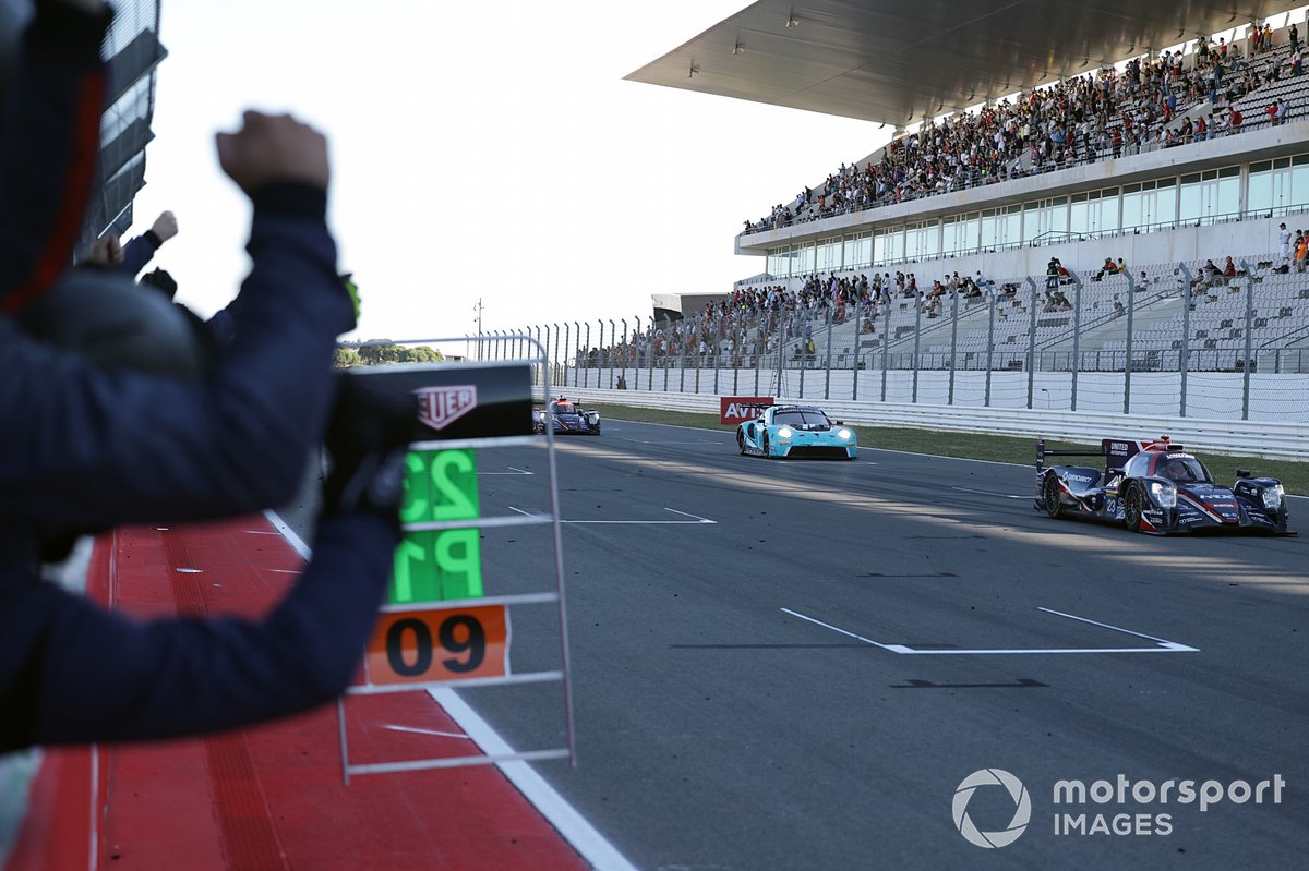Oliver Jarvis had only his pitboard to lean on at Portimao. But still the #23 car came home in P1