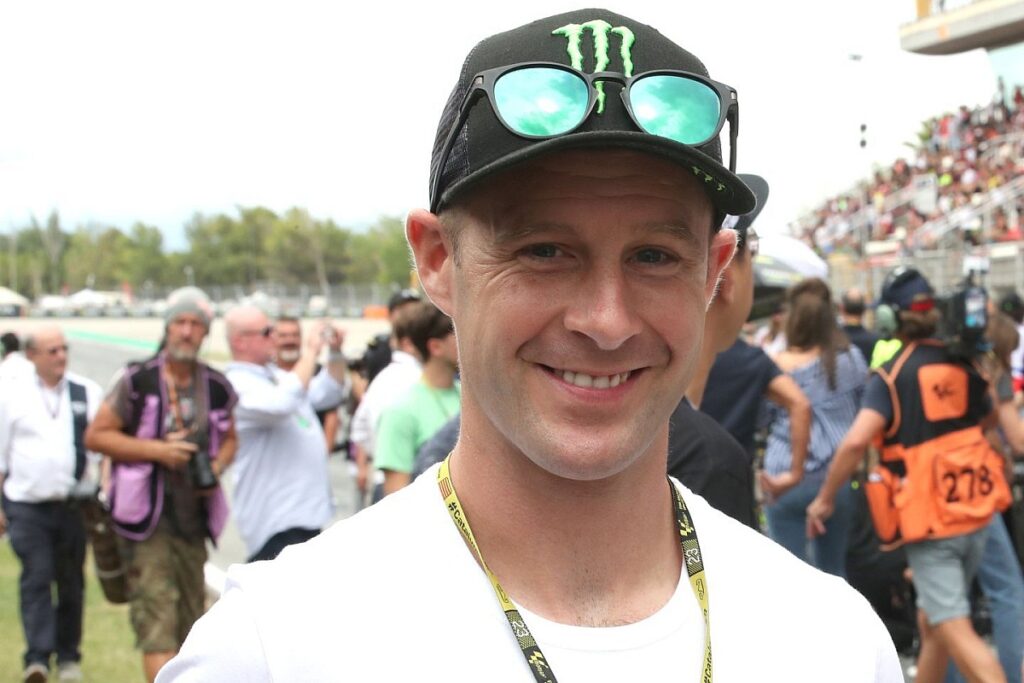 Jonathan Rea to join Yamaha on two-year deal