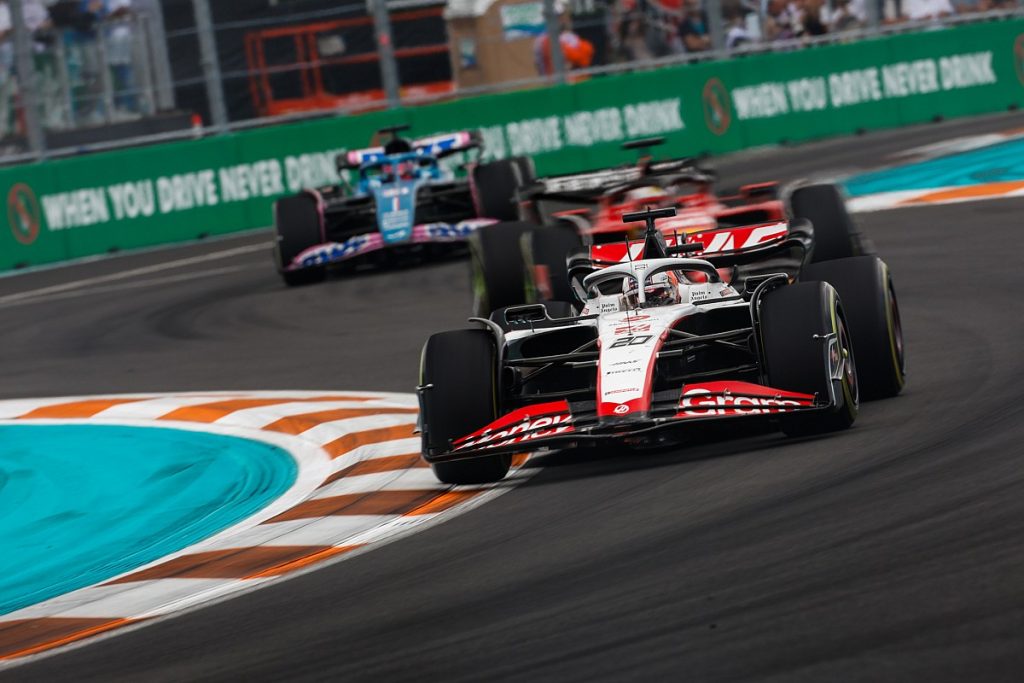 Performance in F1 traffic is big Haas weakness