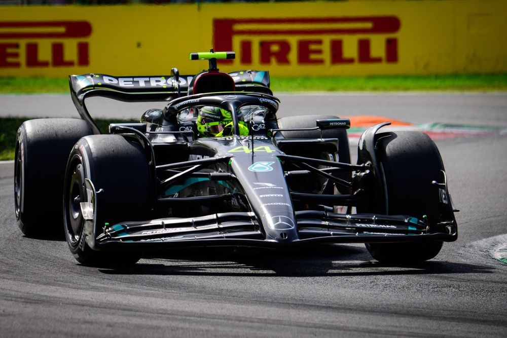 Lewis Hamilton, Mercedes W14