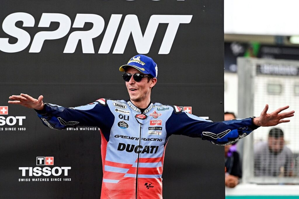 Marquez dominant in sprint, Martin slashes Bagnaia’s lead