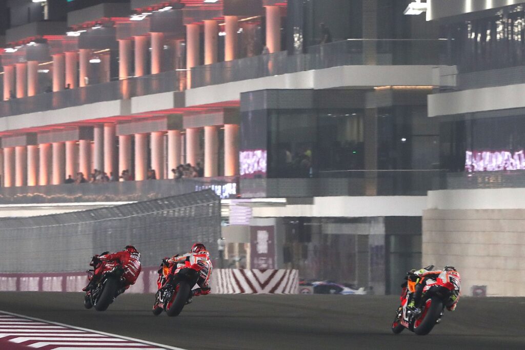 Marquez calls for “dangerous” Qatar MotoGP grid clean up Marquez calls for “dangerous” Qatar MotoGP grid clean up