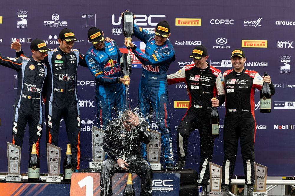 Podium: Winners Ott Tänak, Martin Järveoja, M-Sport Ford World Rally Team Ford Puma Rally1, second place Thierry Neuville, Martijn Wydaeghe, Hyundai World Rally Team Hyundai i20 N Rally1, third place Elfyn Evans, Scott Martin, Toyota Gazoo Racing WRT Toyota GR Yaris Rally1