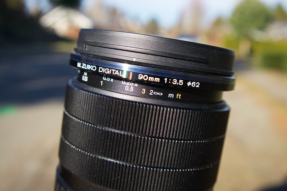 Практика работы с OM System M. Zuiko 90mm F3.5 Macro: обзор цифровой фотографии