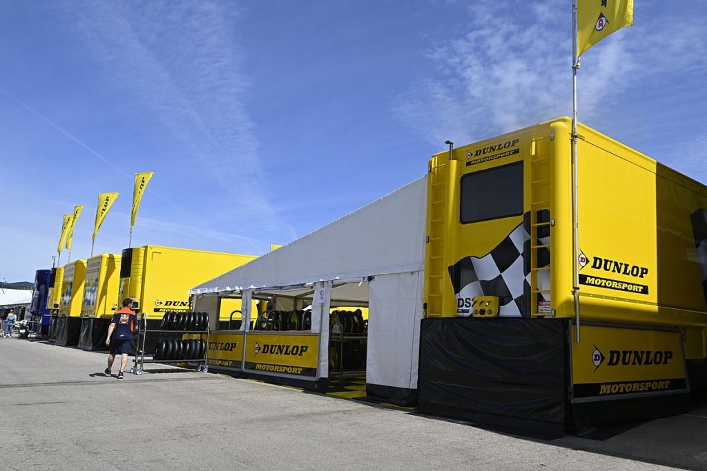 Pirelli set to replace Dunlop as Moto2, Moto3 tyre supplier from 2024
