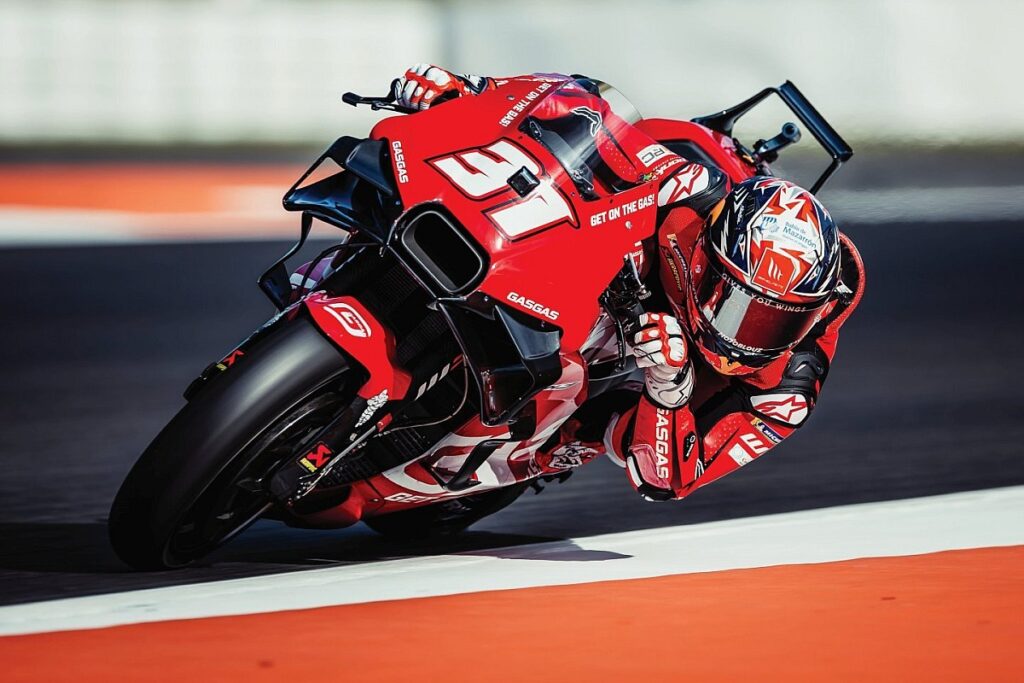“Stupid” to consider me a title contender as a MotoGP rookie “Stupid” to consider me a title contender as a MotoGP rookie