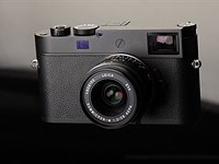 Предварительный просмотр монохромного изображения Leica M11