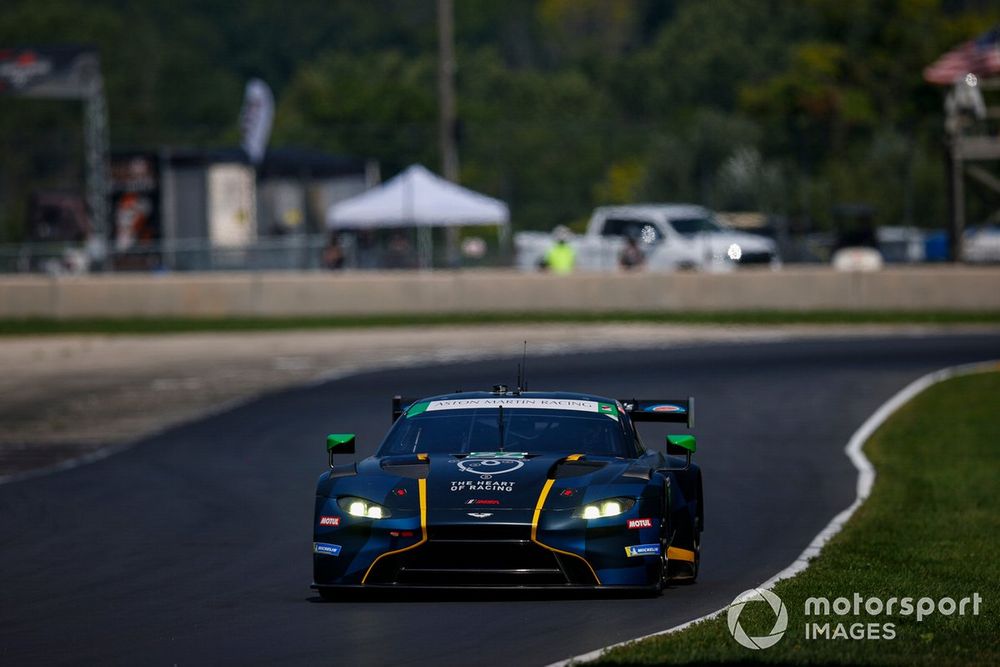 #27 Heart of Racing Team Aston Martin Vantage GT3: Roman De Angelis, Marco Sorensen