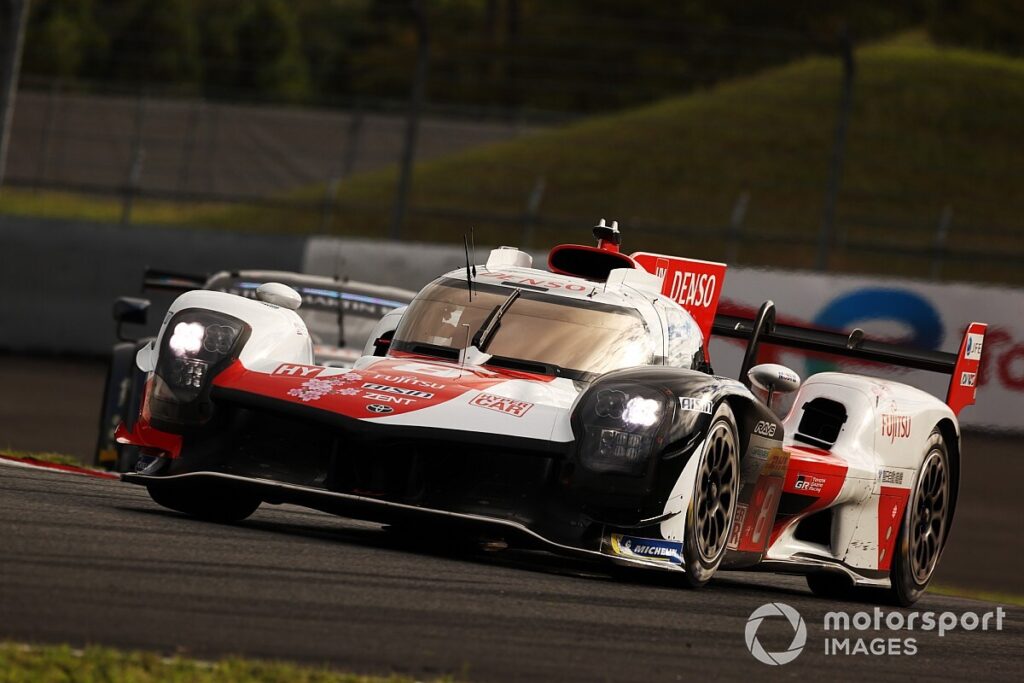 Toyota flexes its muscles in second practice