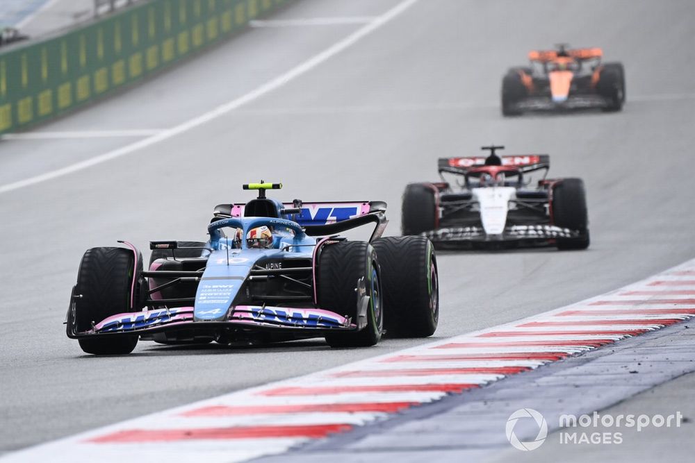 Pierre Gasly, Alpine A523, Nyck de Vries, AlphaTauri AT04, Oscar Piastri, McLaren MCL60