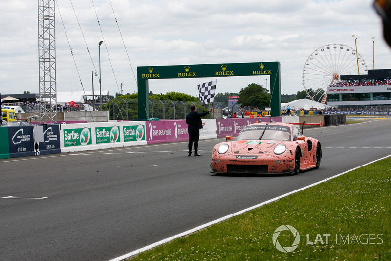 Being split off from the rest of the pack under the former safety car rules in 2018 allowed the #92 Porsche of Christensen, Estre and Vanthoor to dominate the GTE Pro class