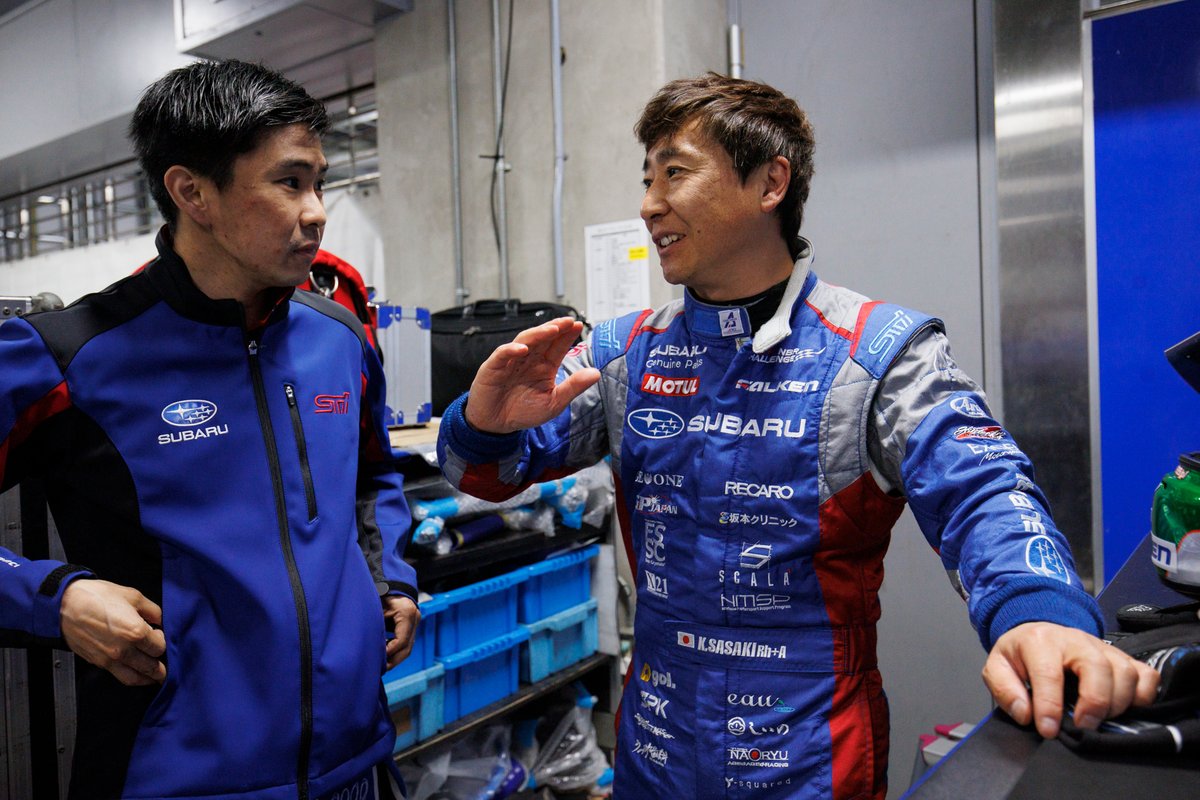 Sasaki (right) with regular driver Iguchi (left)