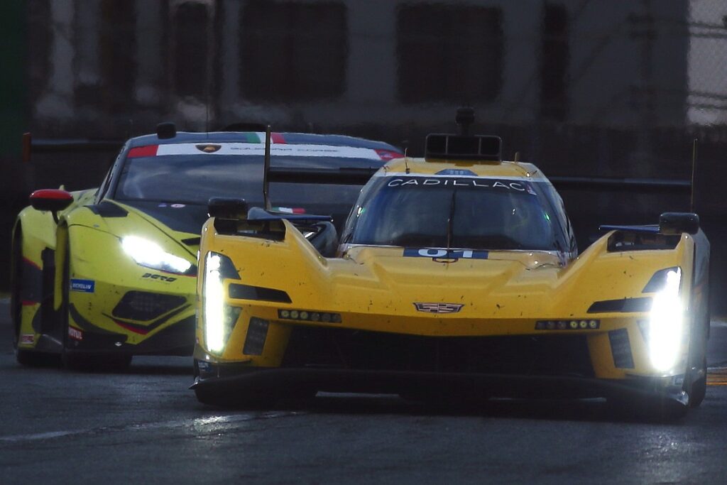 Palou’s Ganassi Cadillac fastest in IMSA night test Palou’s Ganassi Cadillac fastest in IMSA night test