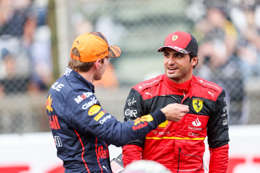 Деймон Хилл назвал условие для перехода Карлоса Сайнса в Red Bull Деймон Хилл назвал условие для перехода Карлоса Сайнса в Red Bull