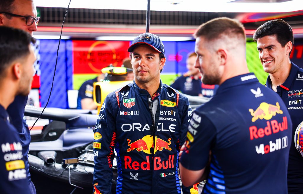 Серхио Перес: Соперники стали ближе к Red Bull? Это закономерно Серхио Перес: Соперники стали ближе к Red Bull? Это закономерно