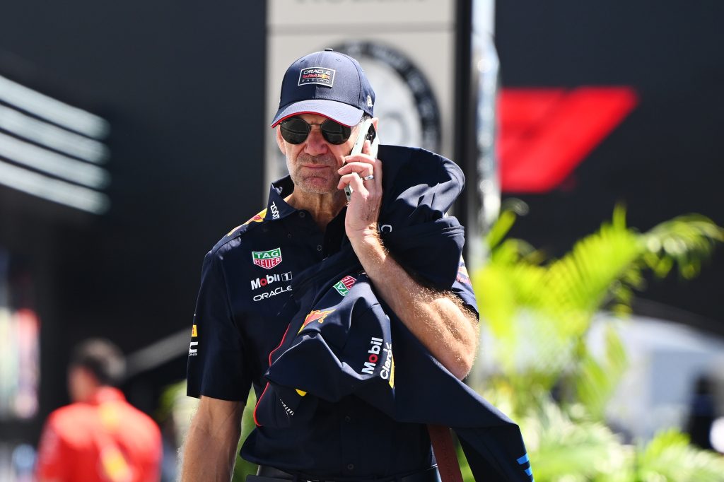 BusinessF1: Ньюи подписал контракт с Ferrari до 2027 года