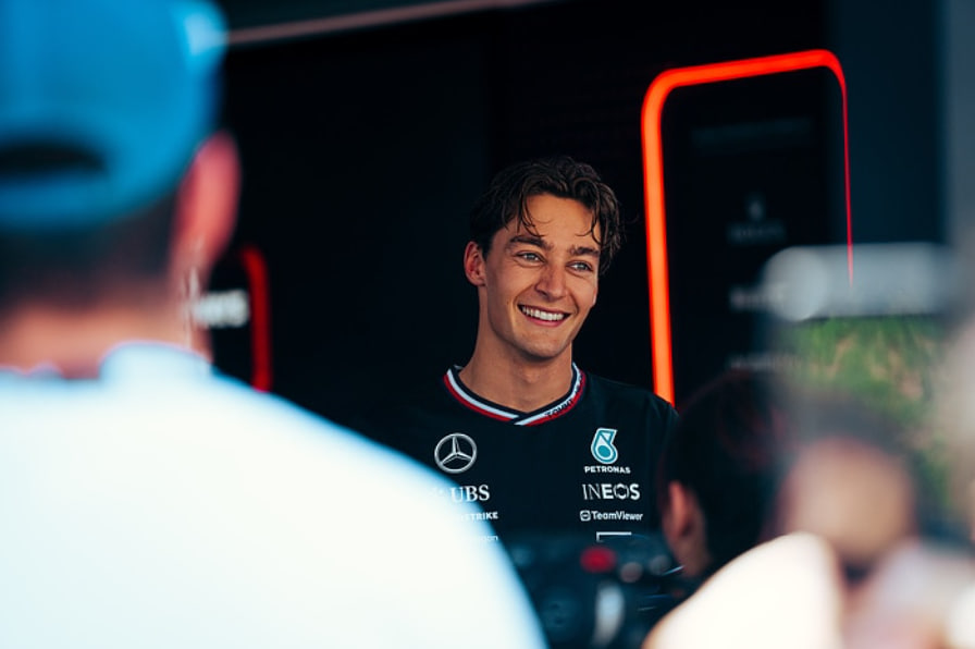 Джордж Рассел: Мы немного отстаём от McLaren, но боремся с Ferrari