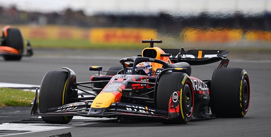 «Это странно». В Red Bull назвали причину падения темпа Ферстаппена