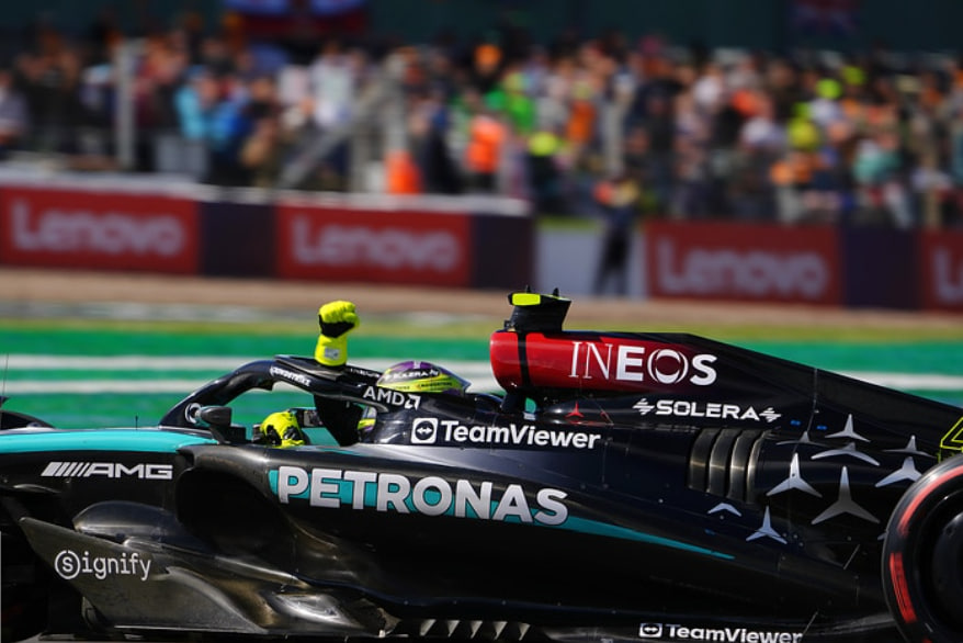 Mercedes обновит машину на этапах в Венгрии и Бельгии