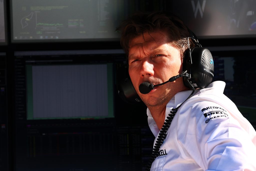 Williams подтвердил интерес к Окону