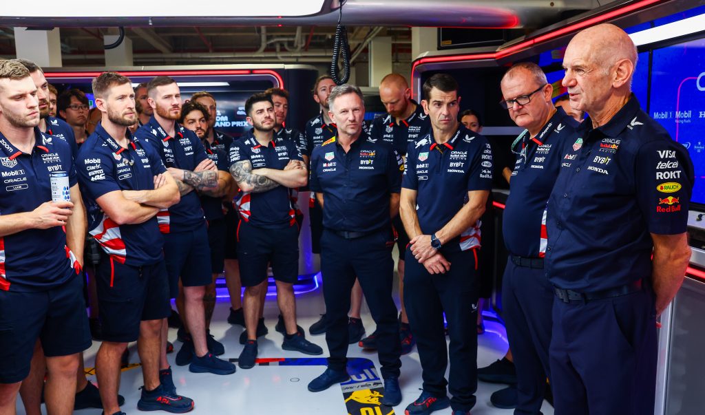 «МЮ» побеждает и без Роналду. Хорнер – об уходе Ньюи из Red Bull