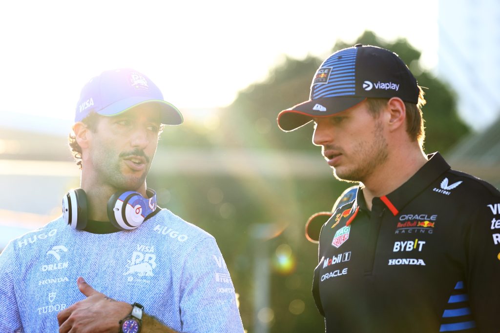 Ферстаппен раскритиковал Red Bull за увольнение Риккардо Ферстаппен раскритиковал Red Bull за увольнение Риккардо
