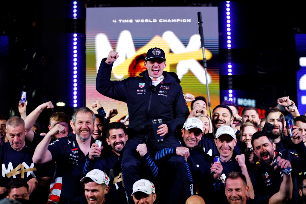 «На Ferrari или McLaren я стал бы чемпионом-2024 раньше», – Ферстаппен