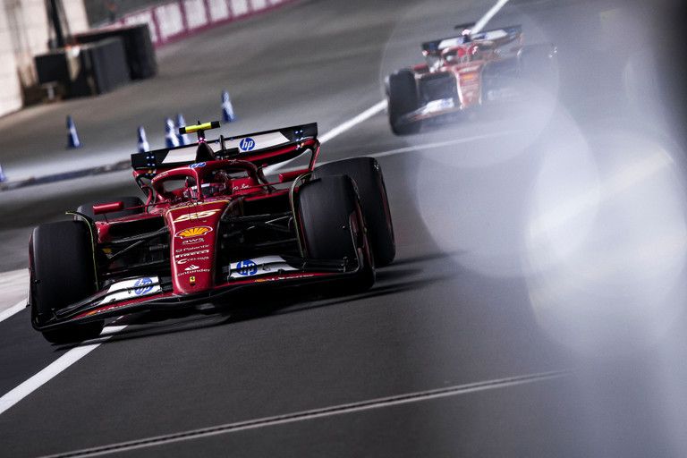 Команду Ferrari оштрафовали после квалификации в Катаре