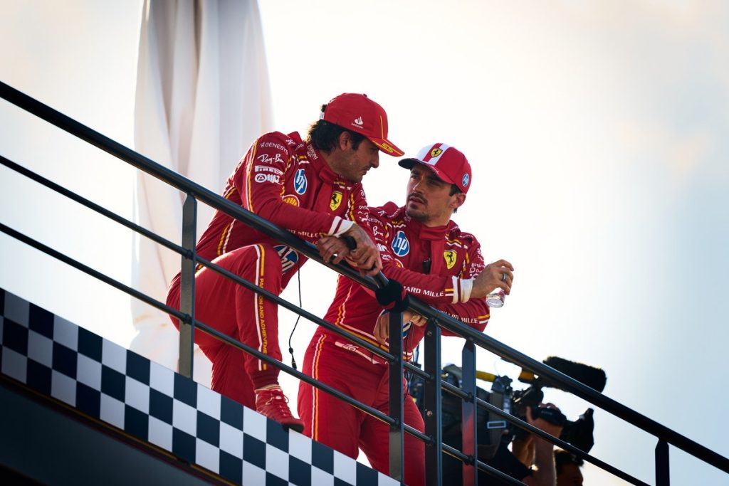 Карлос Сайнс: Ferrari нужен идеальный уик-энд, чтобы победить McLaren Карлос Сайнс: Ferrari нужен идеальный уик-энд, чтобы победить McLaren