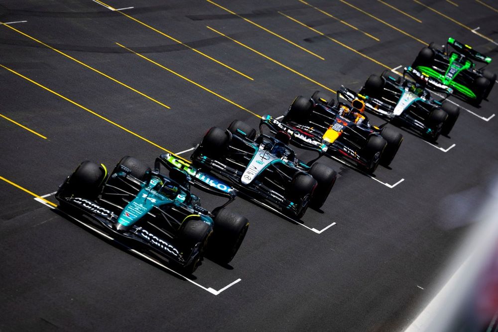 FIA обнародовала список участников Формулы 1 в 2025 году