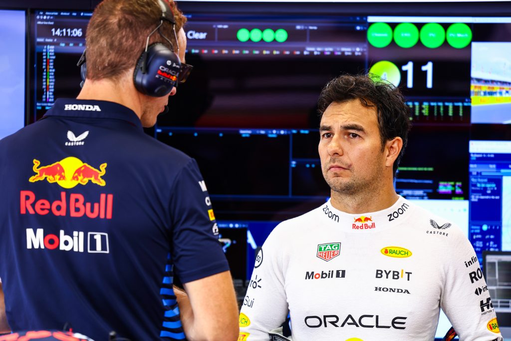 Экс-пилот Ferrari раскритиковал Red Bull Racing за увольнение Переса