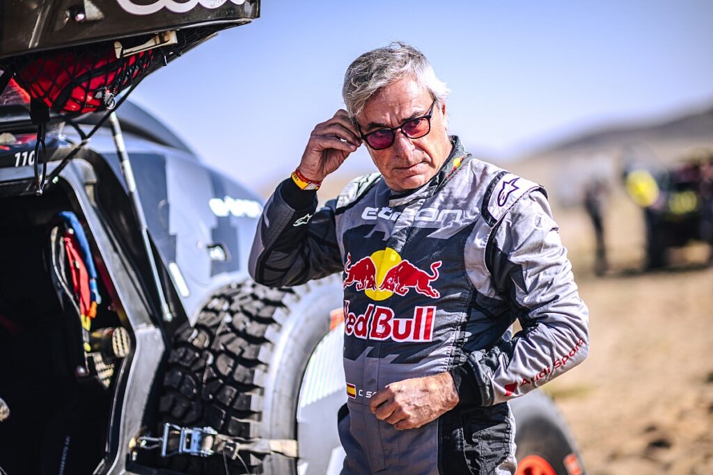 Sainz’s Dakar future a question mark as Audi prepares to exit Sainz’s Dakar future a question mark as Audi prepares to exit