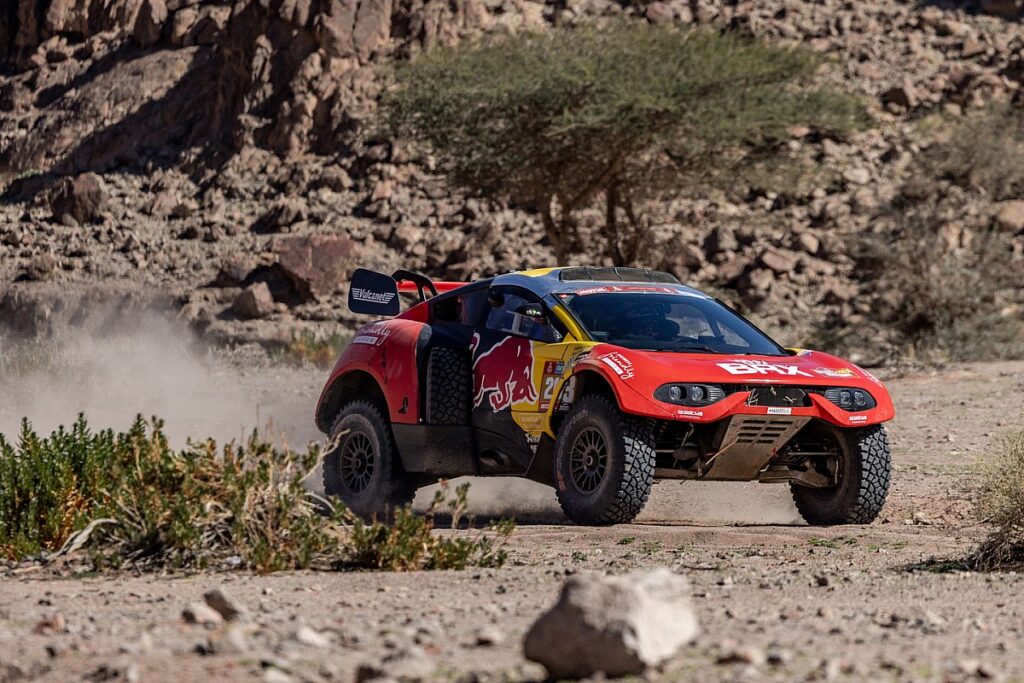 Loeb’s Dakar victory hopes end with mechanical issues on Stage 11