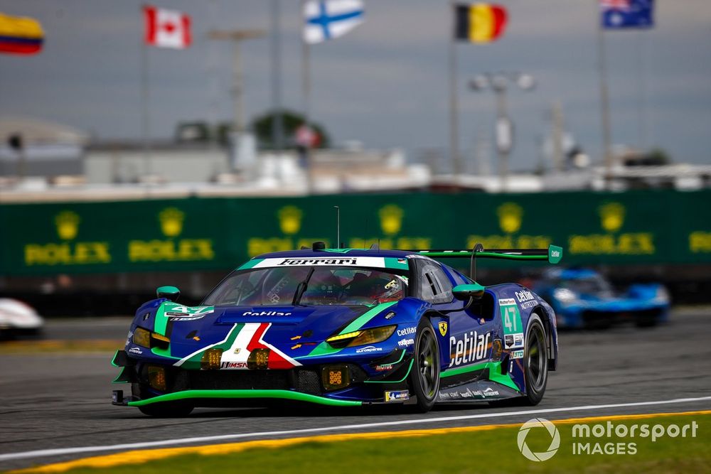 #47 CETILAR Racing Ferrari 296 GT3: Roberto Lacorte, Giorgio Sernagiotto, Antonio Fuoco, Eddie Cheever