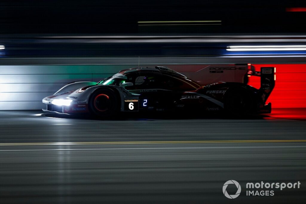 Porsche leads Cadillac as both BMWs hit trouble Porsche leads Cadillac as both BMWs hit trouble