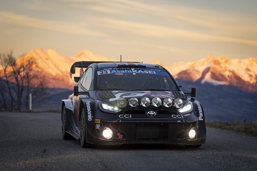 Evans leads from charging Ogier as ice catches out Tanak