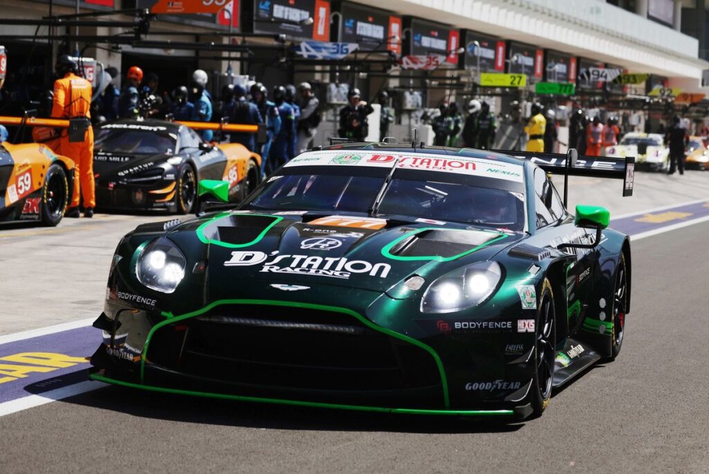 Calling 2024 Aston Martin Vantage an evo an “understatement” Calling 2024 Aston Martin Vantage an evo an “understatement”