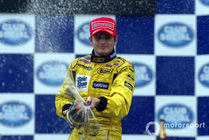 Podium: Giancarlo Fisichella, Jordan celebrates 