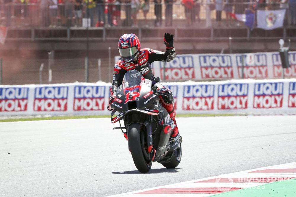 Vinales hasn't committed his future to Aprilia just yet