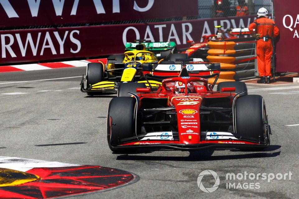 Charles Leclerc, Ferrari SF-24, Oscar Piastri, McLaren MCL38