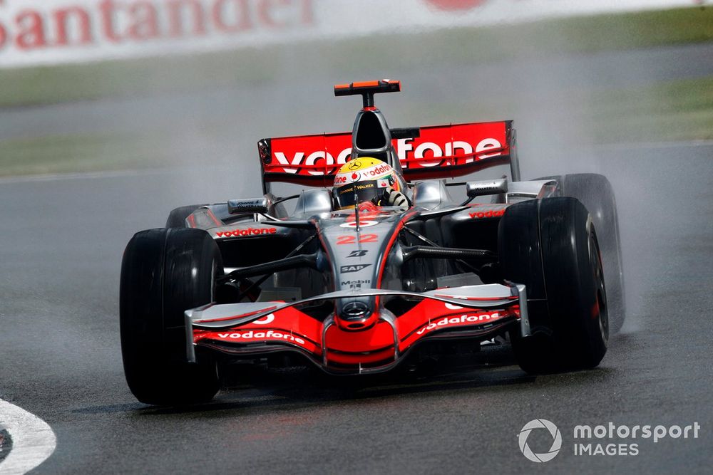 Lewis Hamilton, McLaren MP4-23 Mercedes