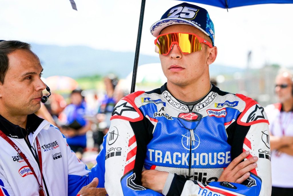 Fernandez not considering Moto2 return if 2025 MotoGP offers don’t come Fernandez not considering Moto2 return if 2025 MotoGP offers don’t come