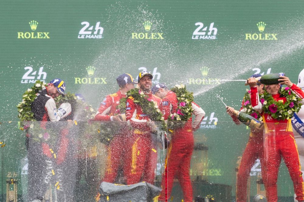 Podium: Race winner #50 Ferrari AF Corse Ferrari 499P: Antonio Fuoco, Miguel Molina, Nicklas Nielsen