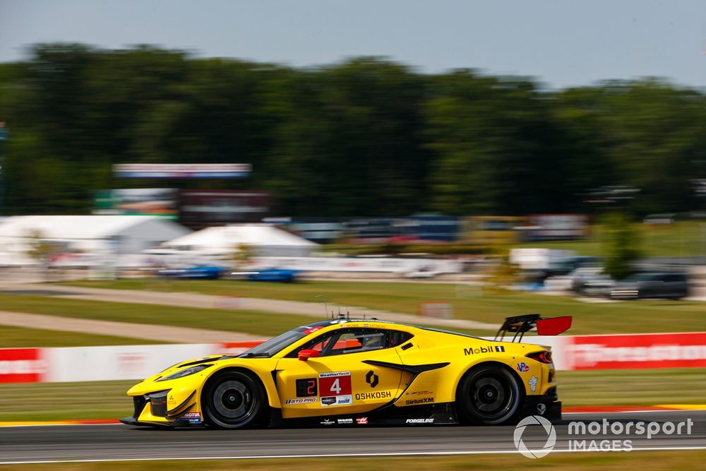 #4 Corvette Racing by Pratt Miller Motorsports Corvette Z06 GT3.R: Tommy Milner, Nicky Catsburg